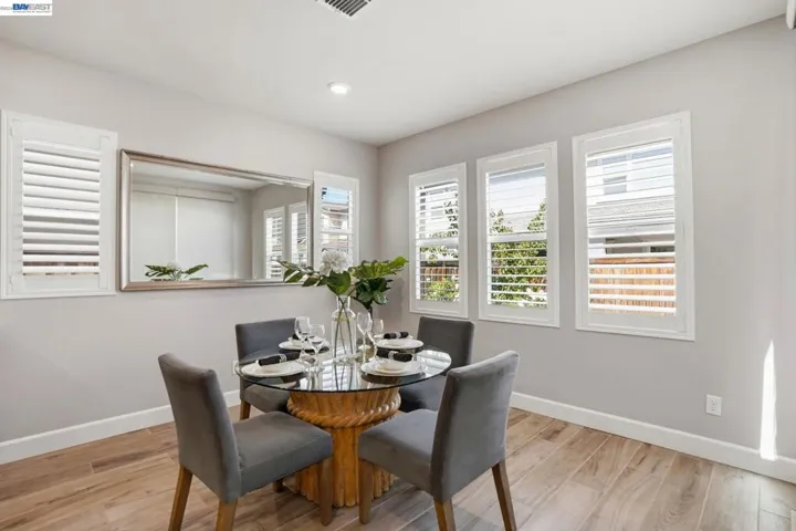 2542 Azalea Ave, Tracy, California 95376