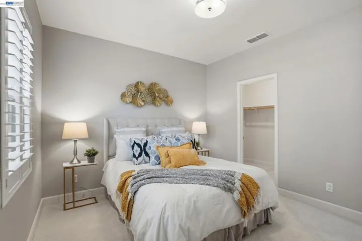 2542 Azalea Ave, Tracy, California 95376