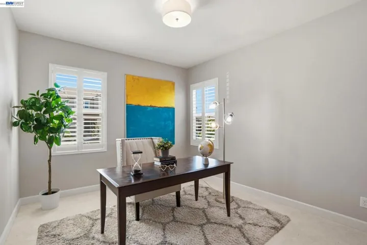 2542 Azalea Ave, Tracy, California 95376