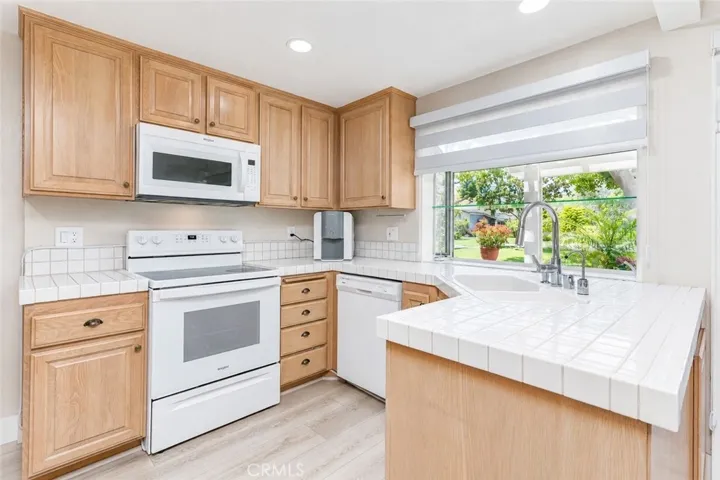 6401 E Nohl Ranch 3, Anaheim, California 92807
