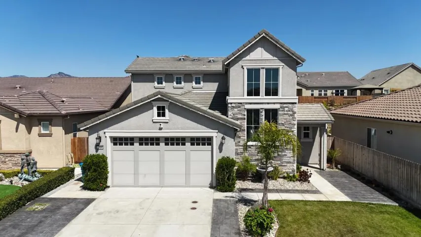 1515 Goldenstar Court, Hollister, California 95023