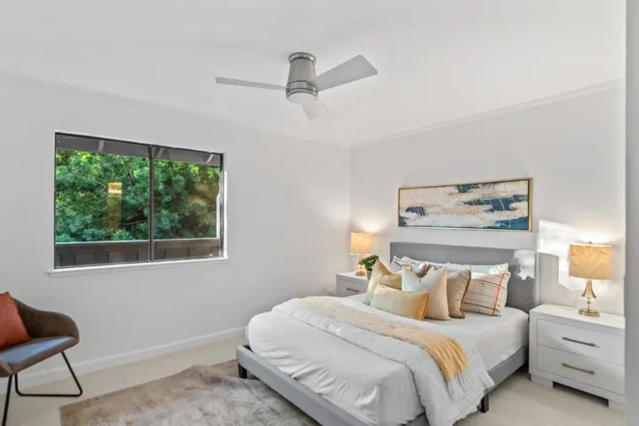 999 W Evelyn Terrace 54, Sunnyvale, California 94086