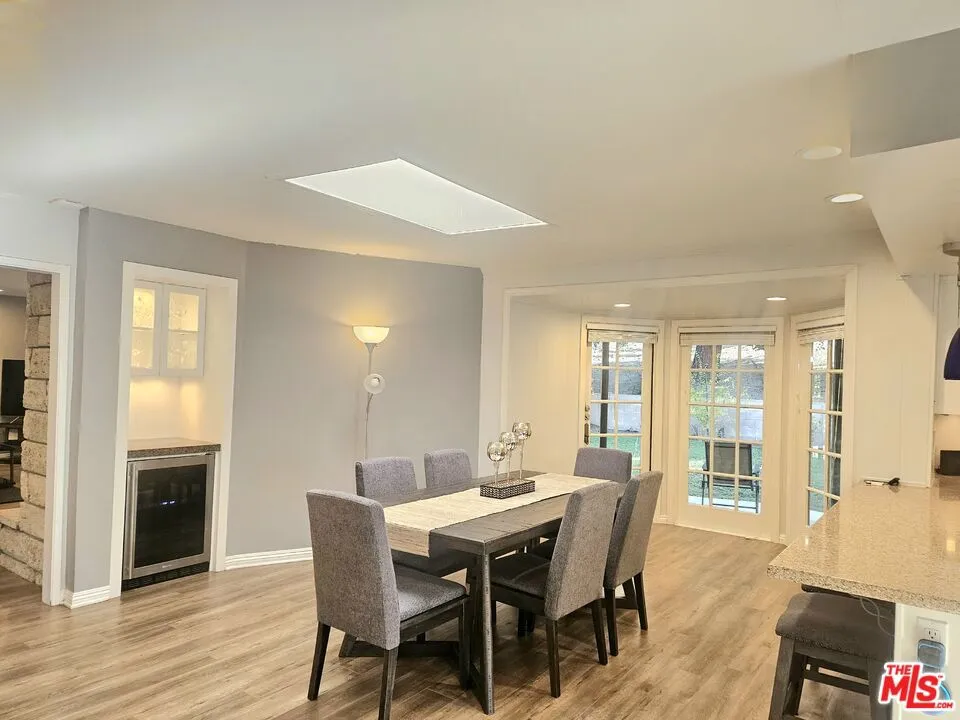 5904 Laramie Avenue, Woodland Hills, California 91367 — photo 4