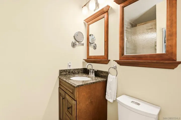 3634 Crown Point Dr, San Diego, California 92109