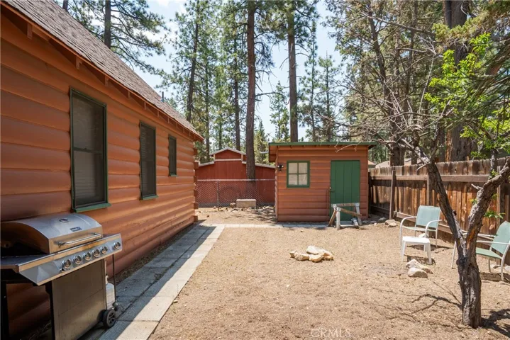 1005 Nana, Big Bear City, California 92314