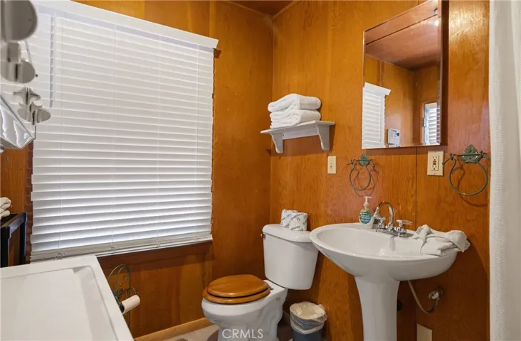 1005 Nana, Big Bear City, California 92314