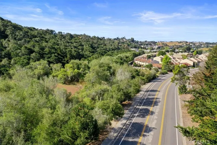 1005 Acorn Drive, Arroyo Grande, California 93420