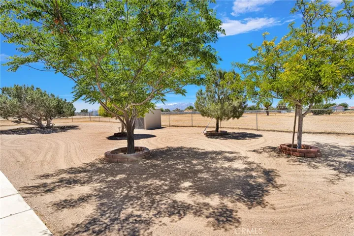 9872 Aster, Oak Hills, California 92344