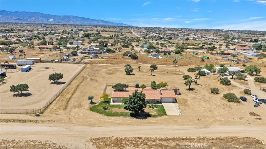 9872 Aster, Oak Hills, California 92344