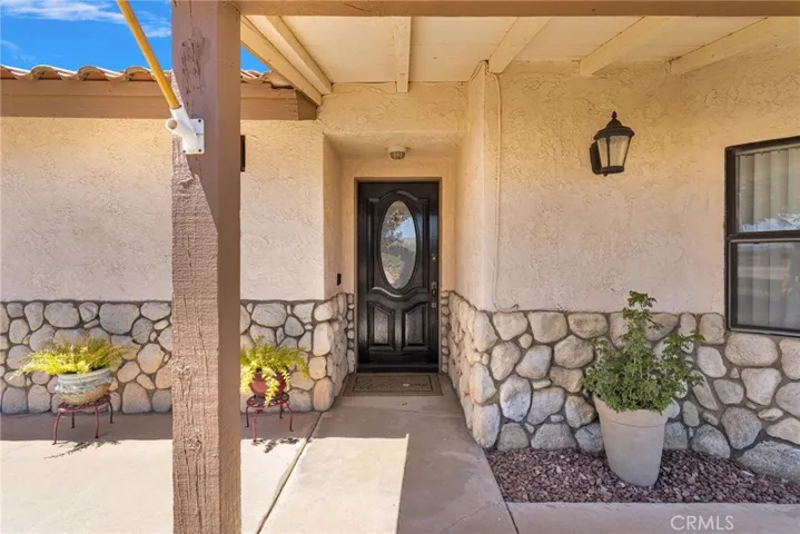 9872 Aster, Oak Hills, California 92344