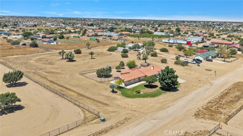 9872 Aster, Oak Hills, California 92344