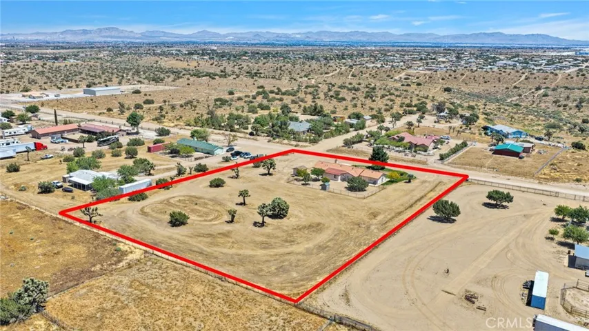 9872 Aster, Oak Hills, California 92344
