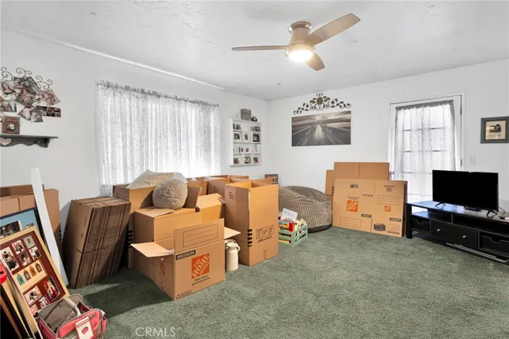 9872 Aster, Oak Hills, California 92344