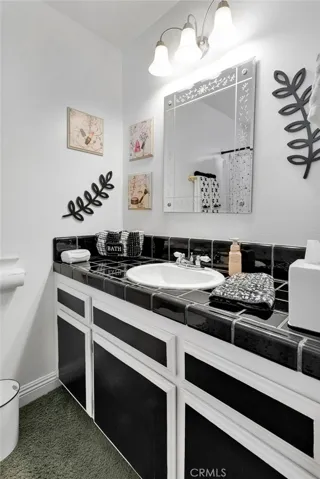 9872 Aster, Oak Hills, California 92344