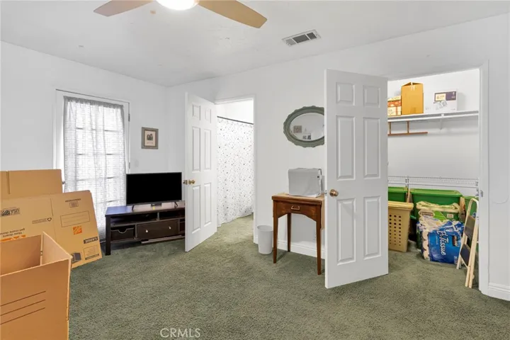 9872 Aster, Oak Hills, California 92344
