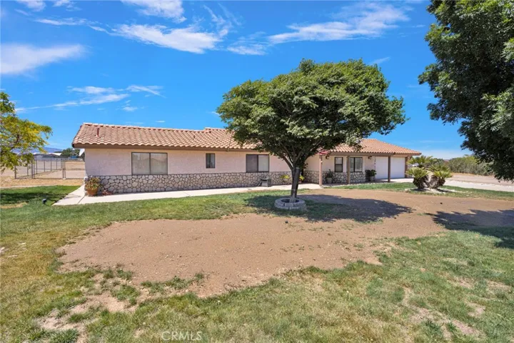 9872 Aster, Oak Hills, California 92344