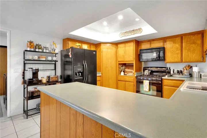 9872 Aster, Oak Hills, California 92344