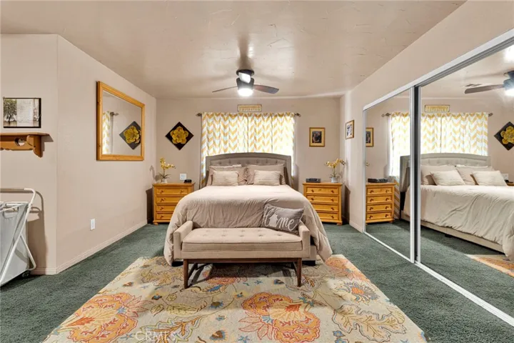 9872 Aster, Oak Hills, California 92344