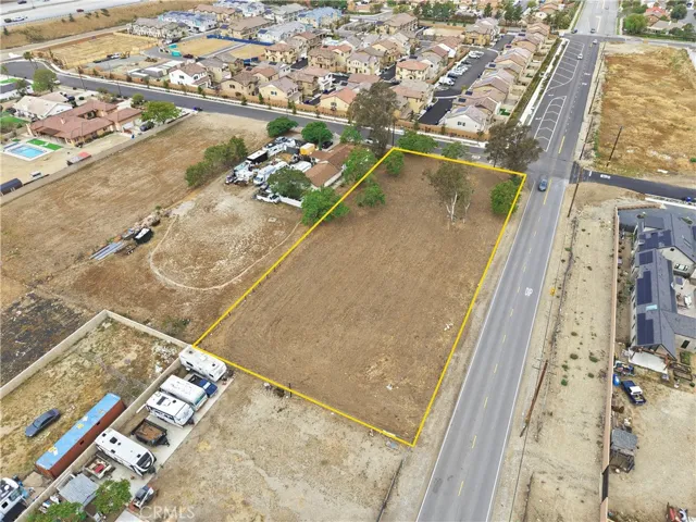 6327 Maloof Avenue, Fontana, California 92336