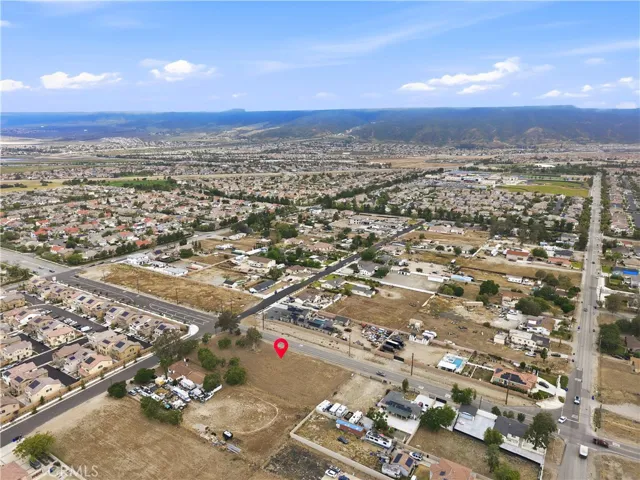 6327 Maloof Avenue, Fontana, California 92336