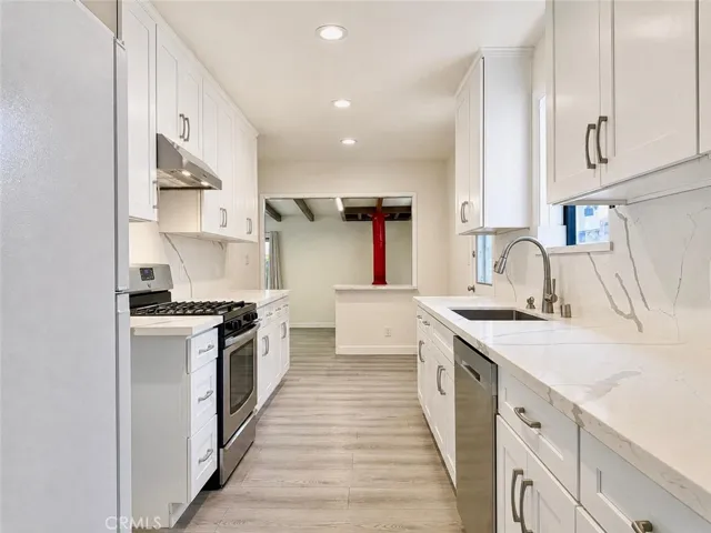 5441 Berryman, Culver City, California 90230