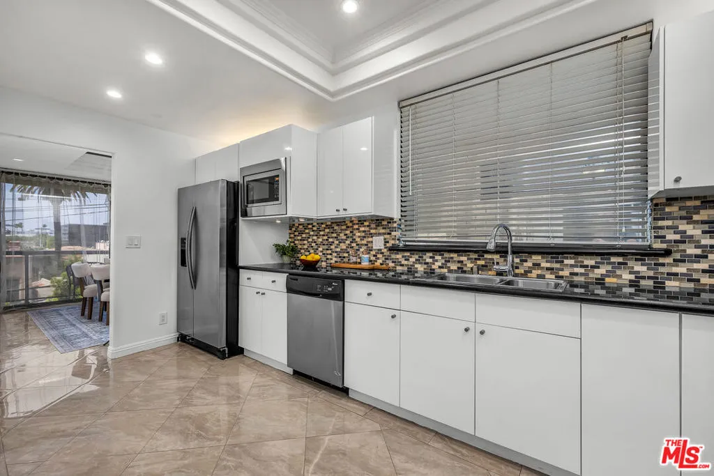 125 N Gale Drive 306, Beverly Hills, California 90211 — photo 5
