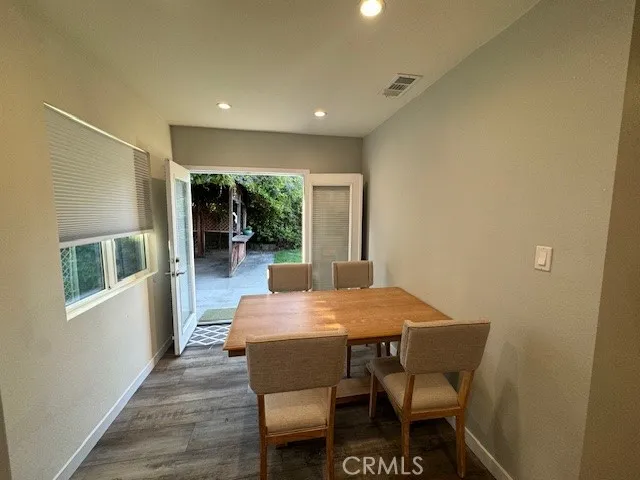 ADU/Back Unit Dining Area
