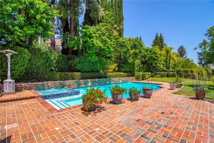29551 Weeping Willow, Agoura Hills, California 91301