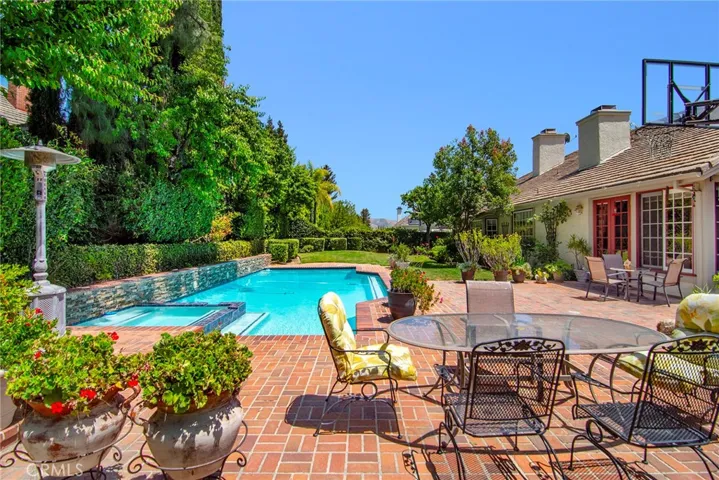 29551 Weeping Willow, Agoura Hills, California 91301