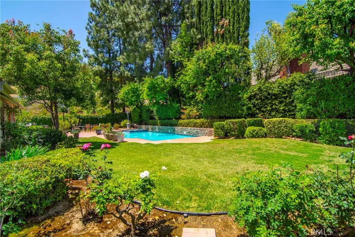 29551 Weeping Willow, Agoura Hills, California 91301