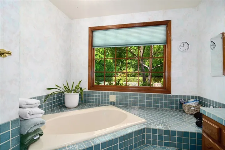 29551 Weeping Willow, Agoura Hills, California 91301