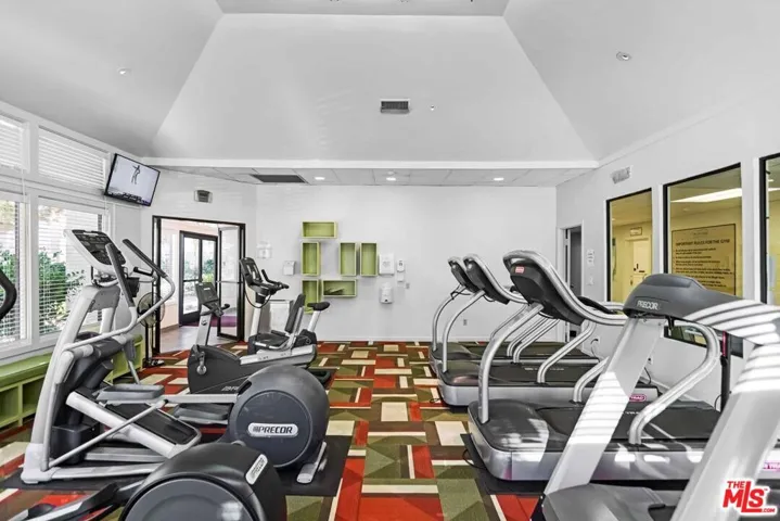 2670 Claray Drive, Los Angeles, California 90077