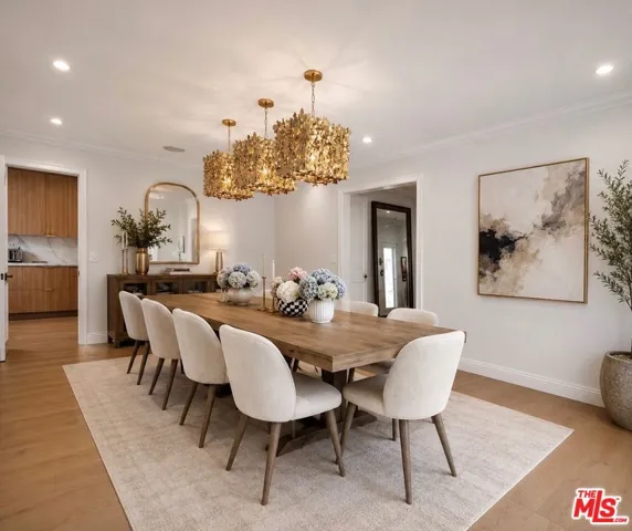 2670 Claray Drive, Los Angeles, California 90077