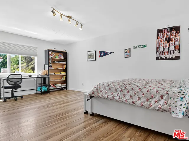 2670 Claray Drive, Los Angeles, California 90077
