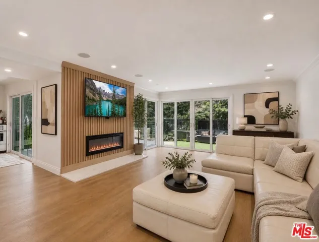 2670 Claray Drive, Los Angeles, California 90077