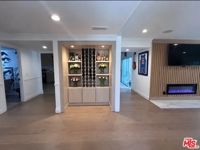 2670 Claray Drive, Los Angeles, California 90077
