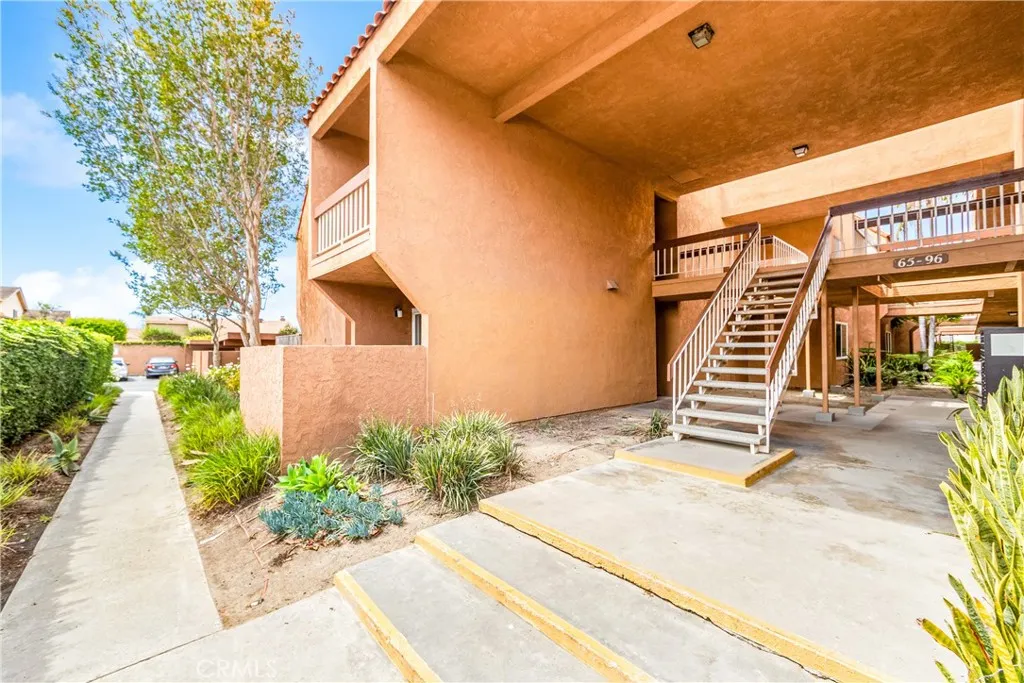 upstairs condo
