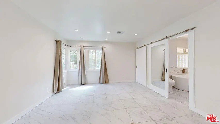 19022 Sylvan Street, Tarzana, California 91335