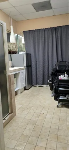 Private spa room with shower