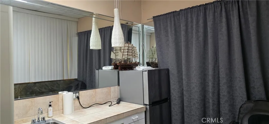 Another view of private room