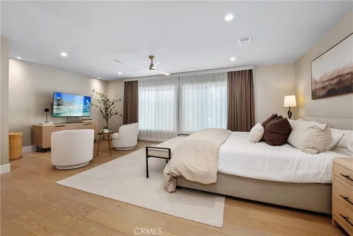 ANOTHER VIEW OF THE PRIMARY BEDROOM. 
TV PICTURE DIGITALLY ENHANCED.