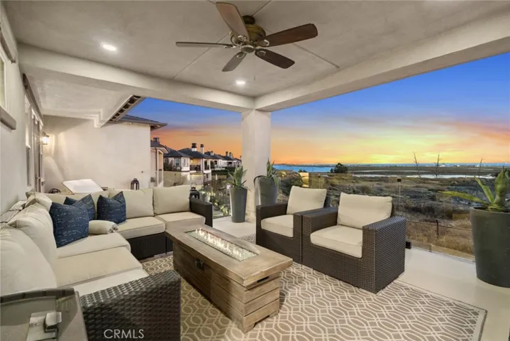 4682 Oceanridge, Huntington Beach, California 92649