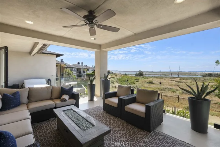 4682 Oceanridge, Huntington Beach, California 92649
