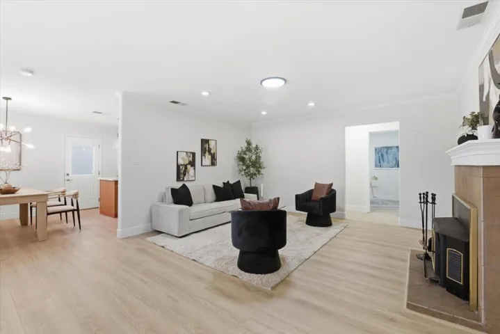 1787 Foxworthy Avenue, San Jose, California 95124