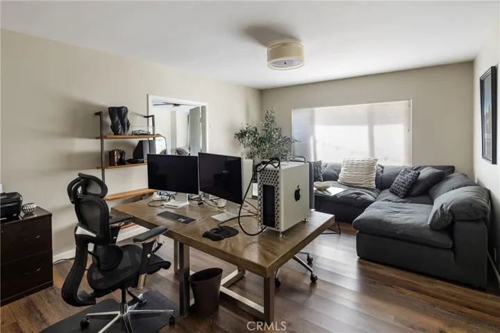 Guest room #2/office