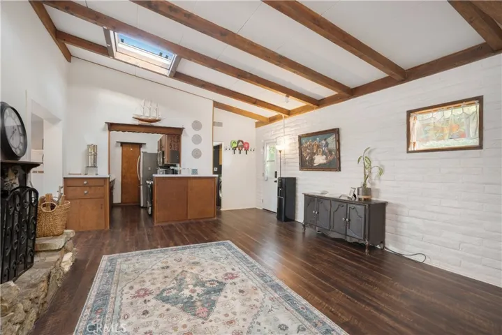 3582 Elm Drive, Calabasas, California 91302