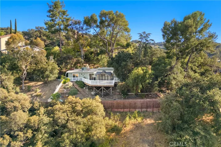 3582 Elm Drive, Calabasas, California 91302
