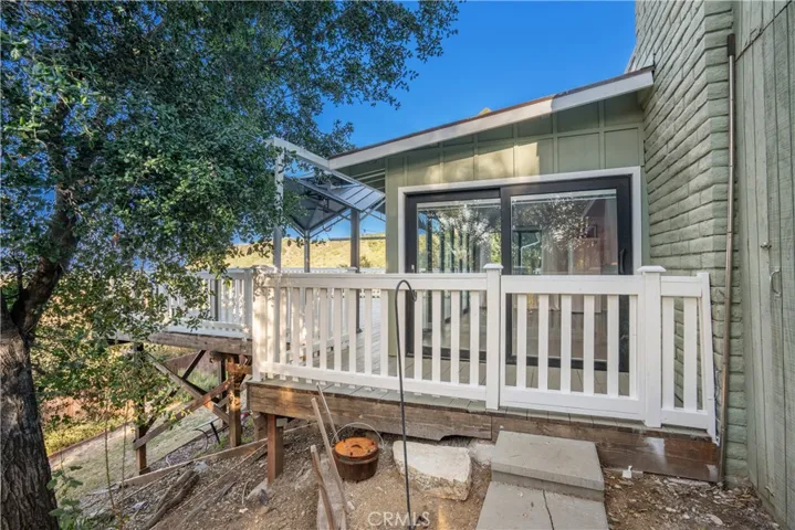 3582 Elm Drive, Calabasas, California 91302