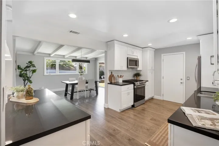 9618 Dewey, Garden Grove, California 92841