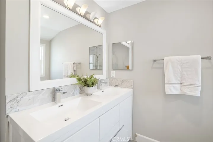 9618 Dewey, Garden Grove, California 92841
